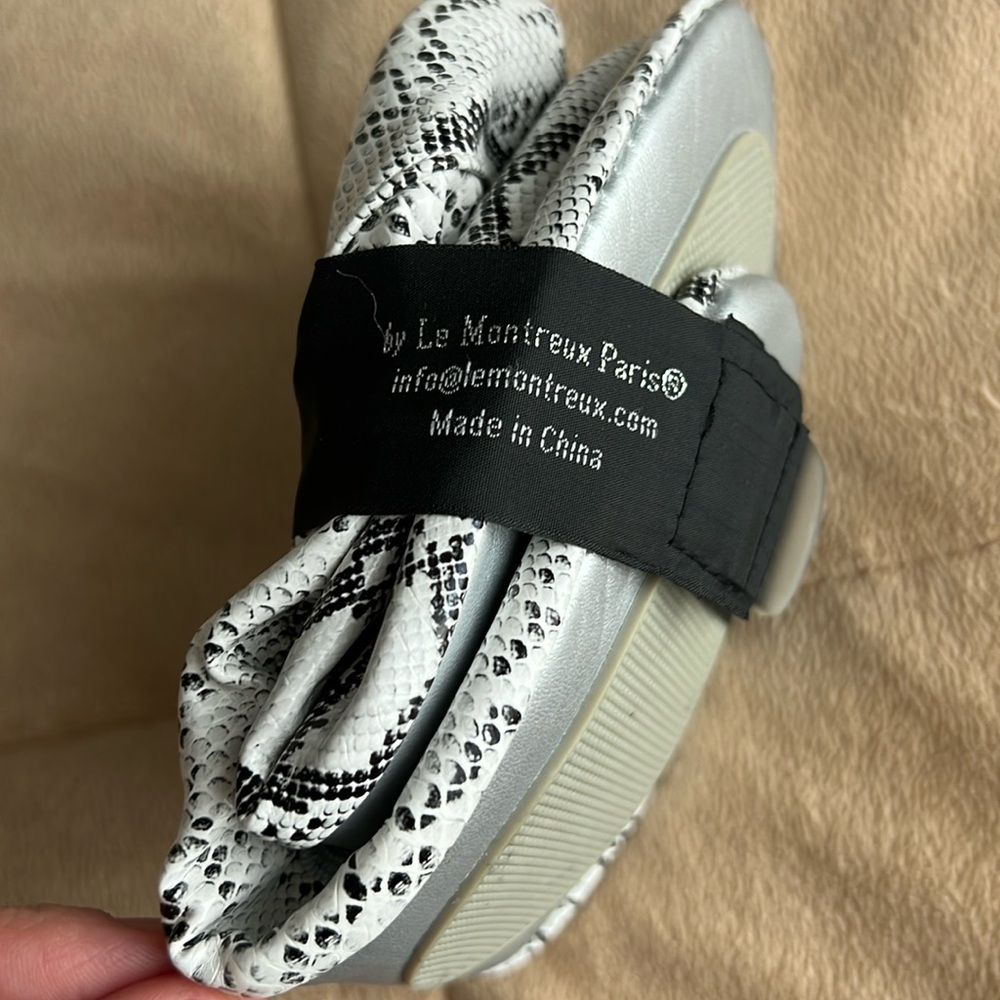 Travel Flats